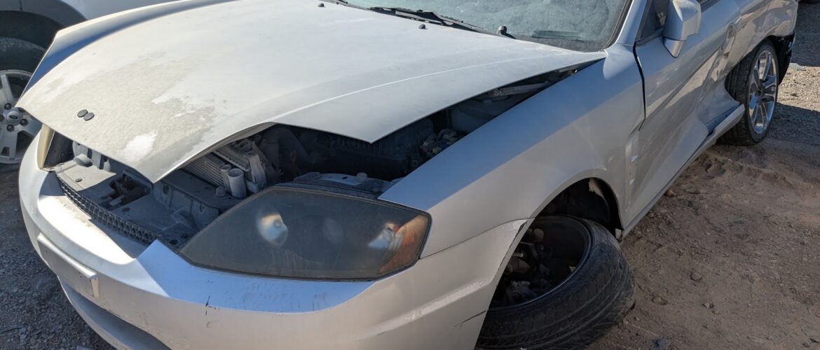 2006 HYUNDAI TIBURON – DD4460