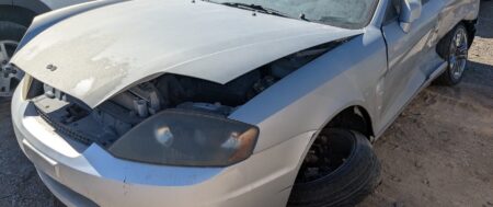 2006 HYUNDAI TIBURON – DD4460