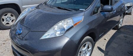 2013 NISSAN LEAF – DD4523