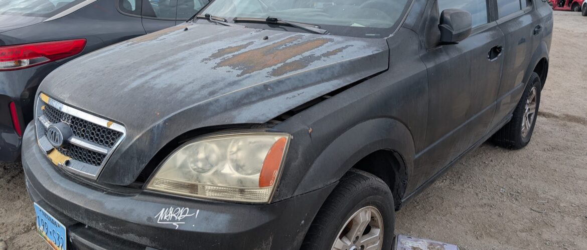2004 KIA SORENTO – DD4489
