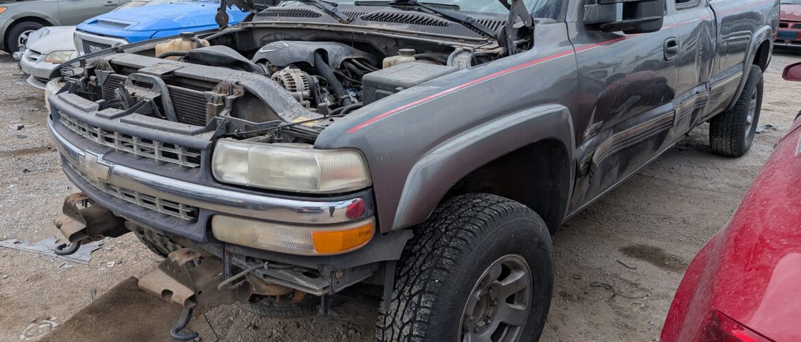 2001 CHEVY SILVARADO – DD4497
