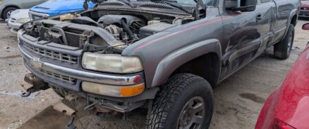 2001 CHEVY SILVARADO – DD4497