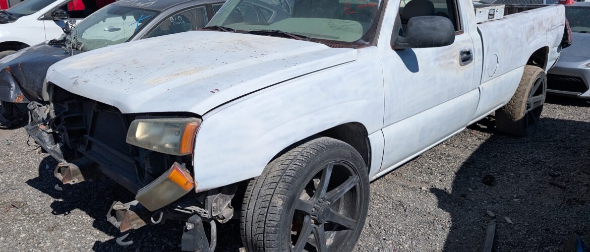 2004 CHEVY SILVERADO – DD4533