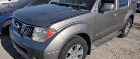 2005 NISSAN PATHFINDER – DD4566