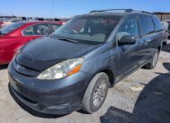 TOYOTA SIENNA 2008 – DD4544