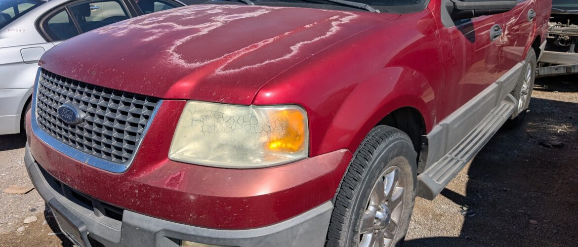 2004 FORD EXPEDITION – DD4598