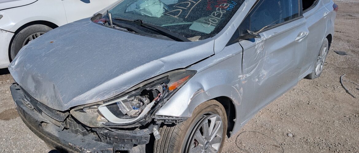 2015 HYUNDAI ELANTRA – DD4635