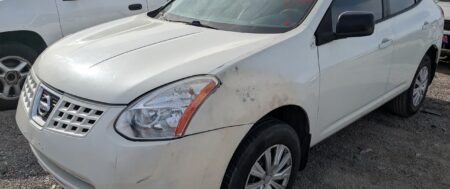 2009 NISSAN ROGUE – DD4607