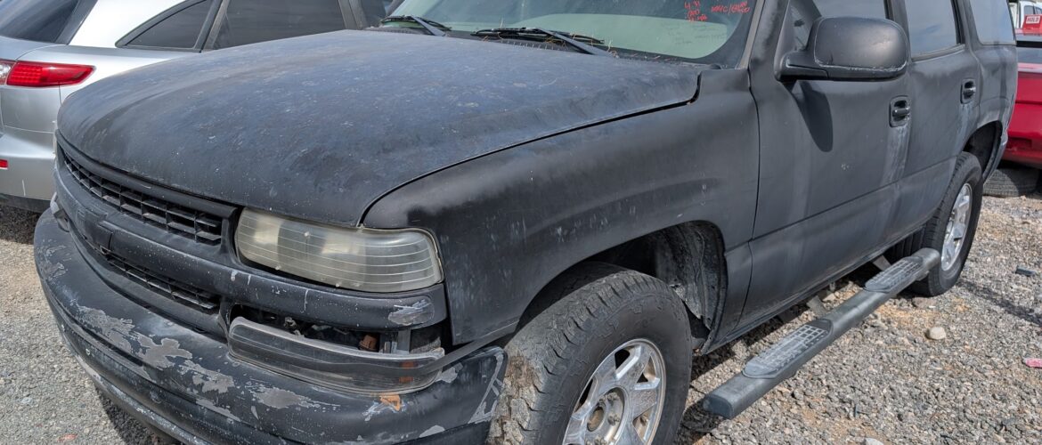 2001 CHEVY TAHOE – DD4625