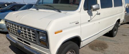 1990 FORD E350 – DD4644