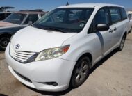 TOYOTA SIENNA 2014 – DD4656