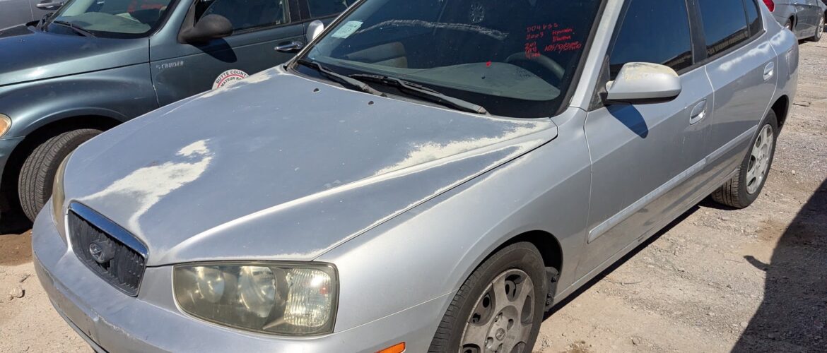 2003 HYUNDAI ELANTRA – DD4655