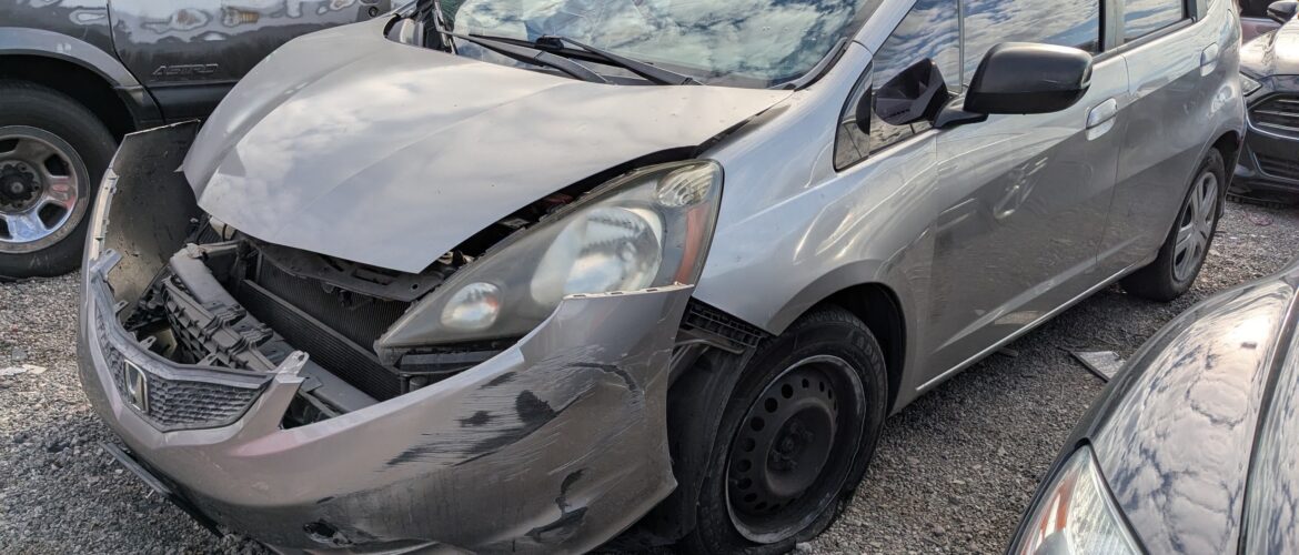 2010 HONDA FIT – DD3870