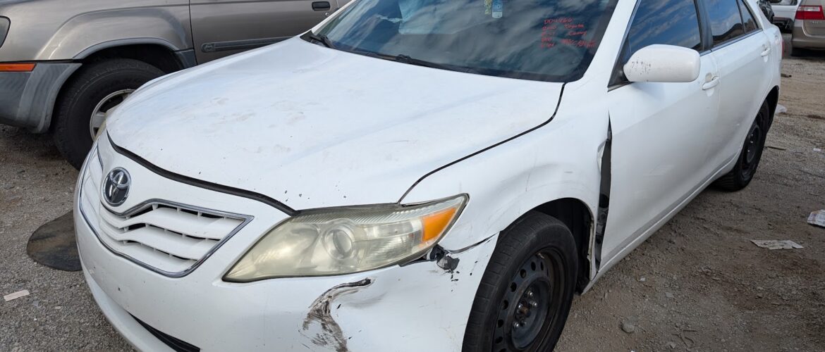 2010 TOYOTA CAMRY – DD4766