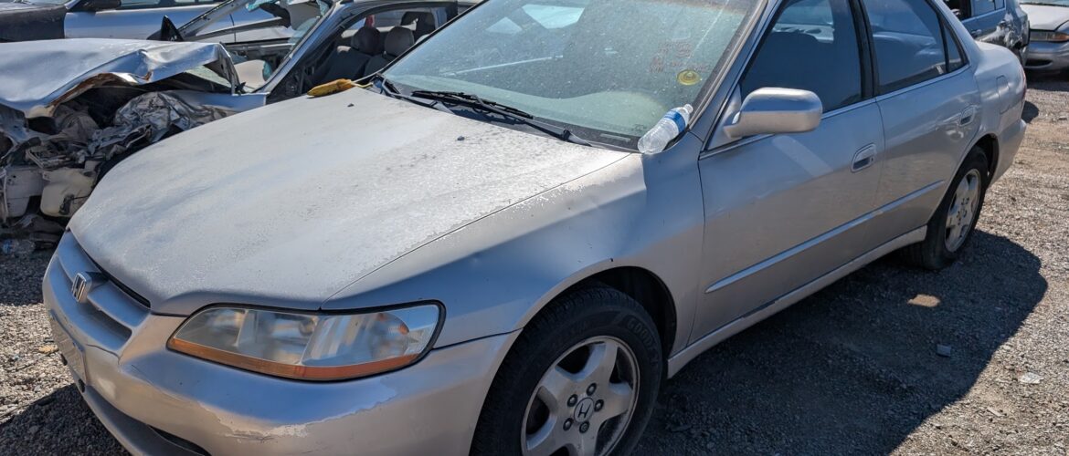 1998 HONDA ACCORD – DD4743